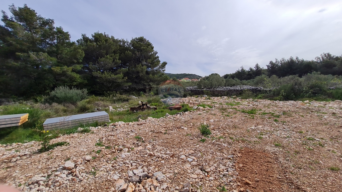 Terreno Tribunj, 650m2
