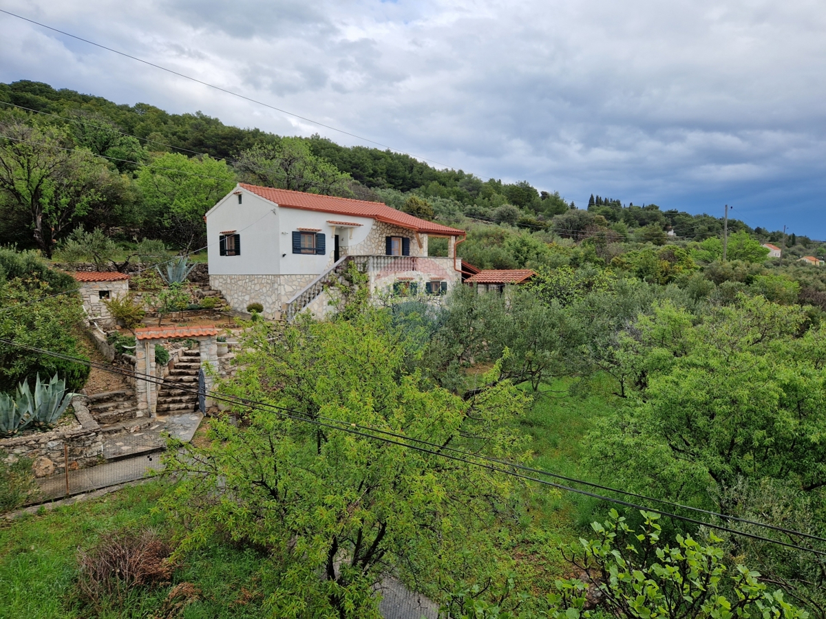Casa Prvić Luka, Vodice, 120m2