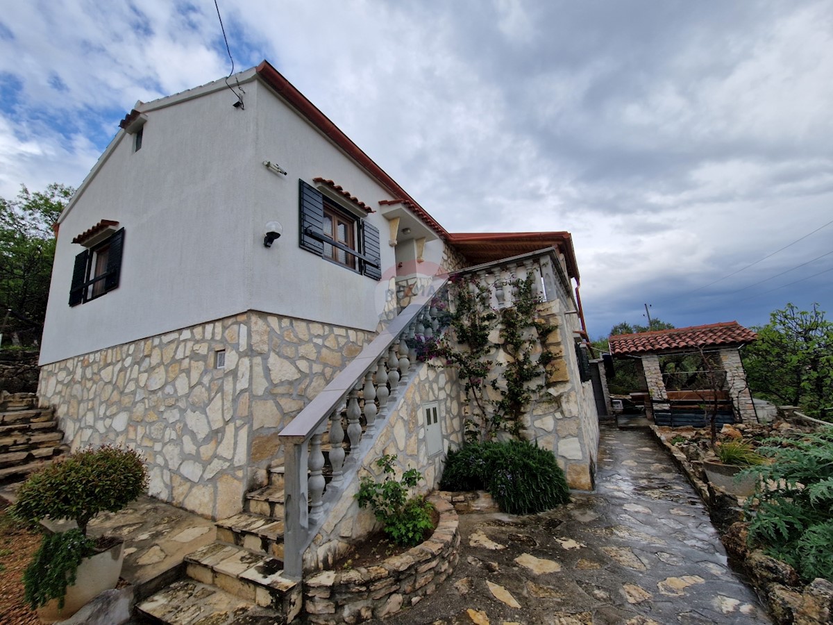 Casa Prvić Luka, Vodice, 120m2