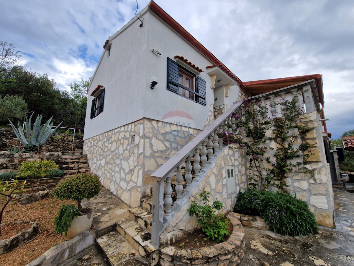 Casa Prvić Luka, Vodice, 120m2