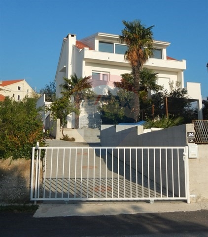 Casa Brodarica, Šibenik - Okolica, 286m2