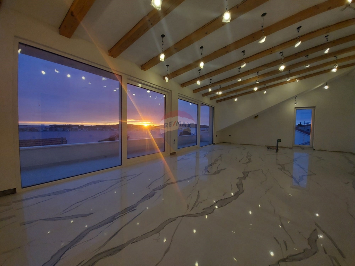 Casa Brodarica, Šibenik - Okolica, 286m2