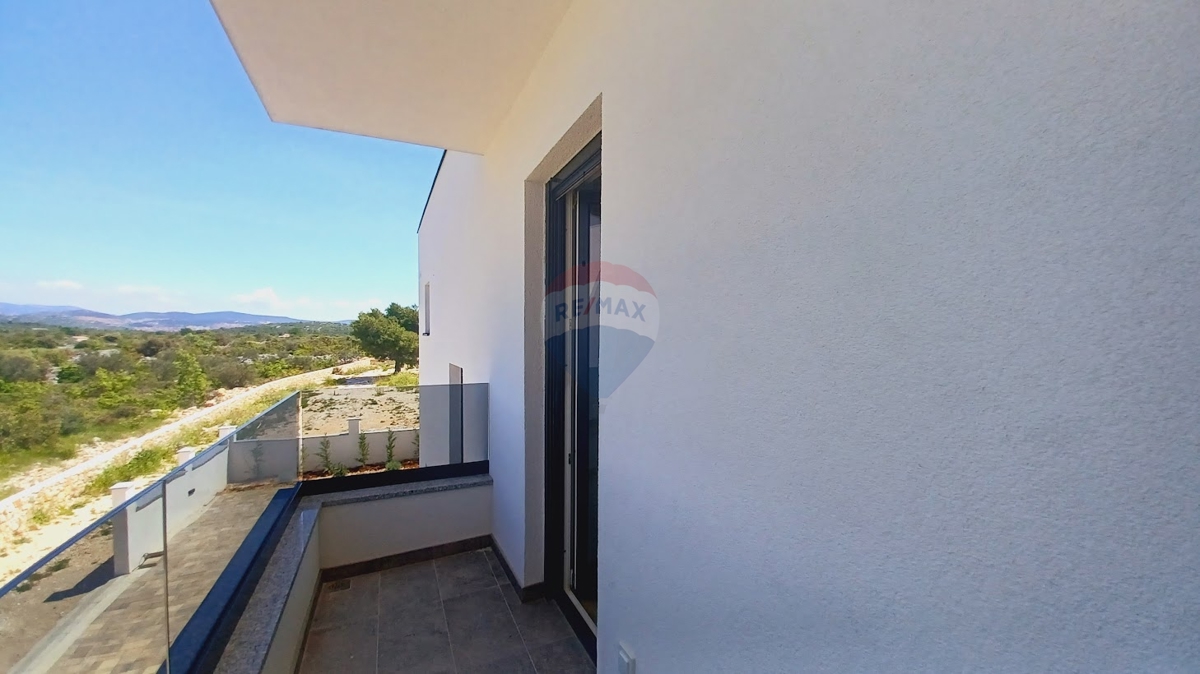 Appartamento di lusso con piscina 