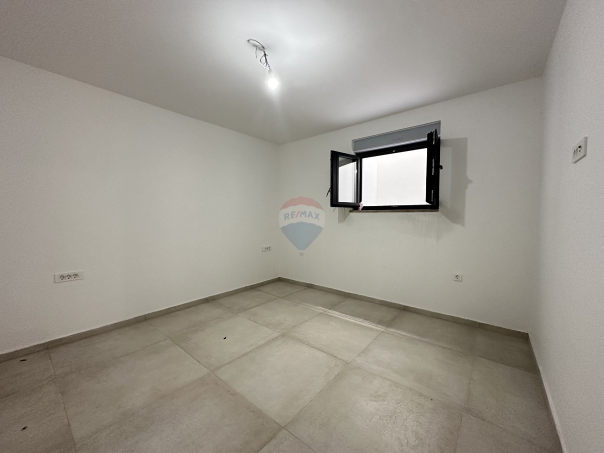 Appartamento Rogoznica, 77,02m2