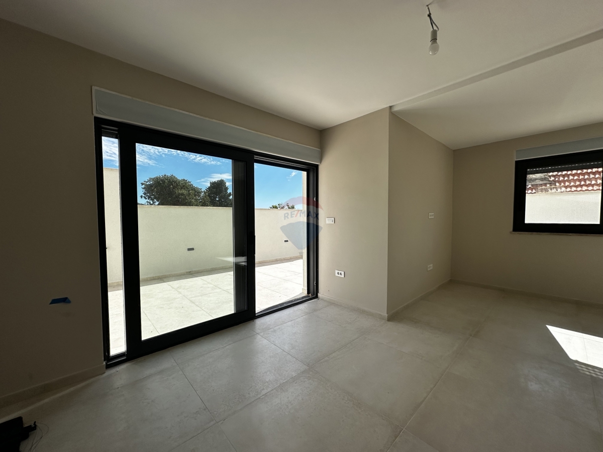 Appartamento Rogoznica, 77,02m2