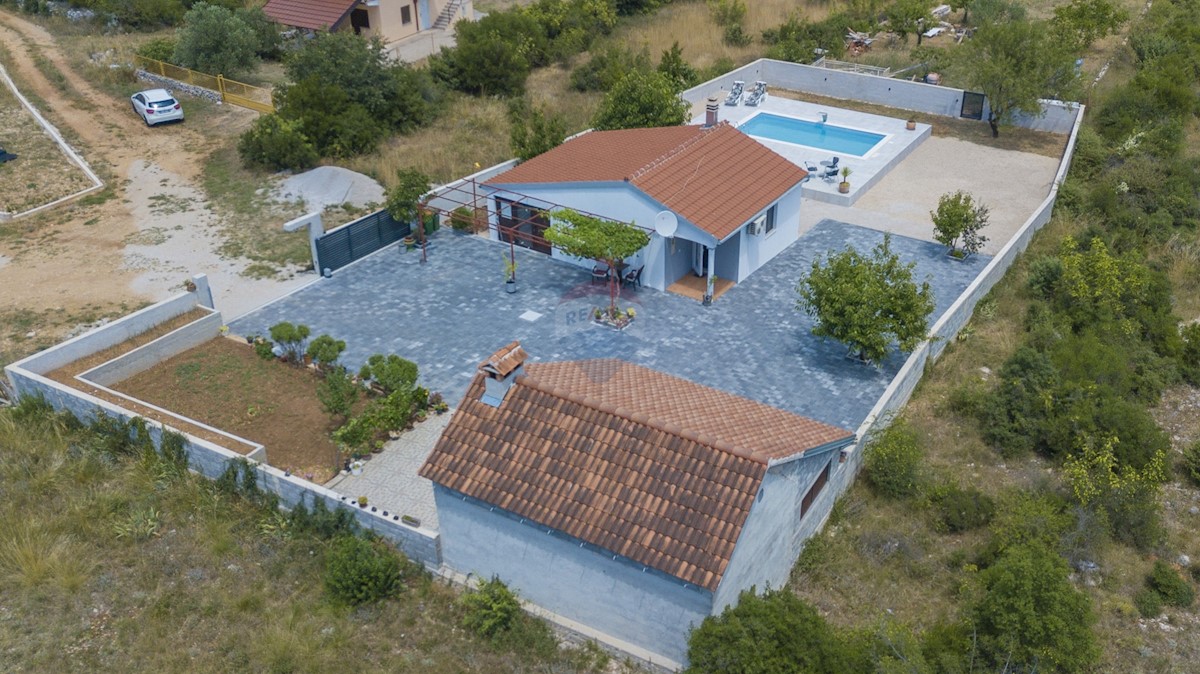 Casa Gaćelezi, Vodice, 69m2