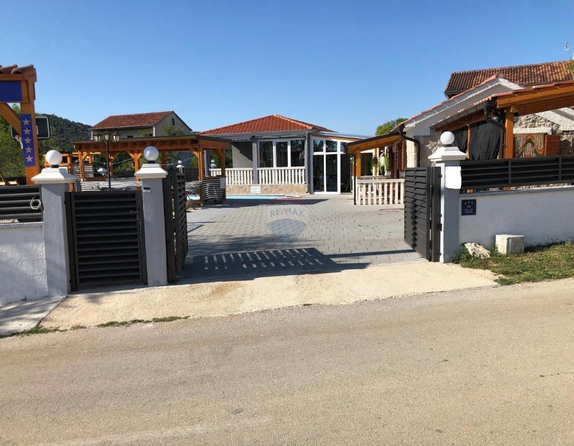 Casa Putičanje, Pirovac, 160m2