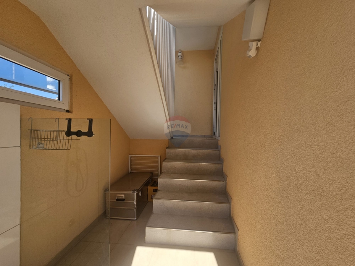 Casa Brodarica, Šibenik - Okolica, 314,31m2