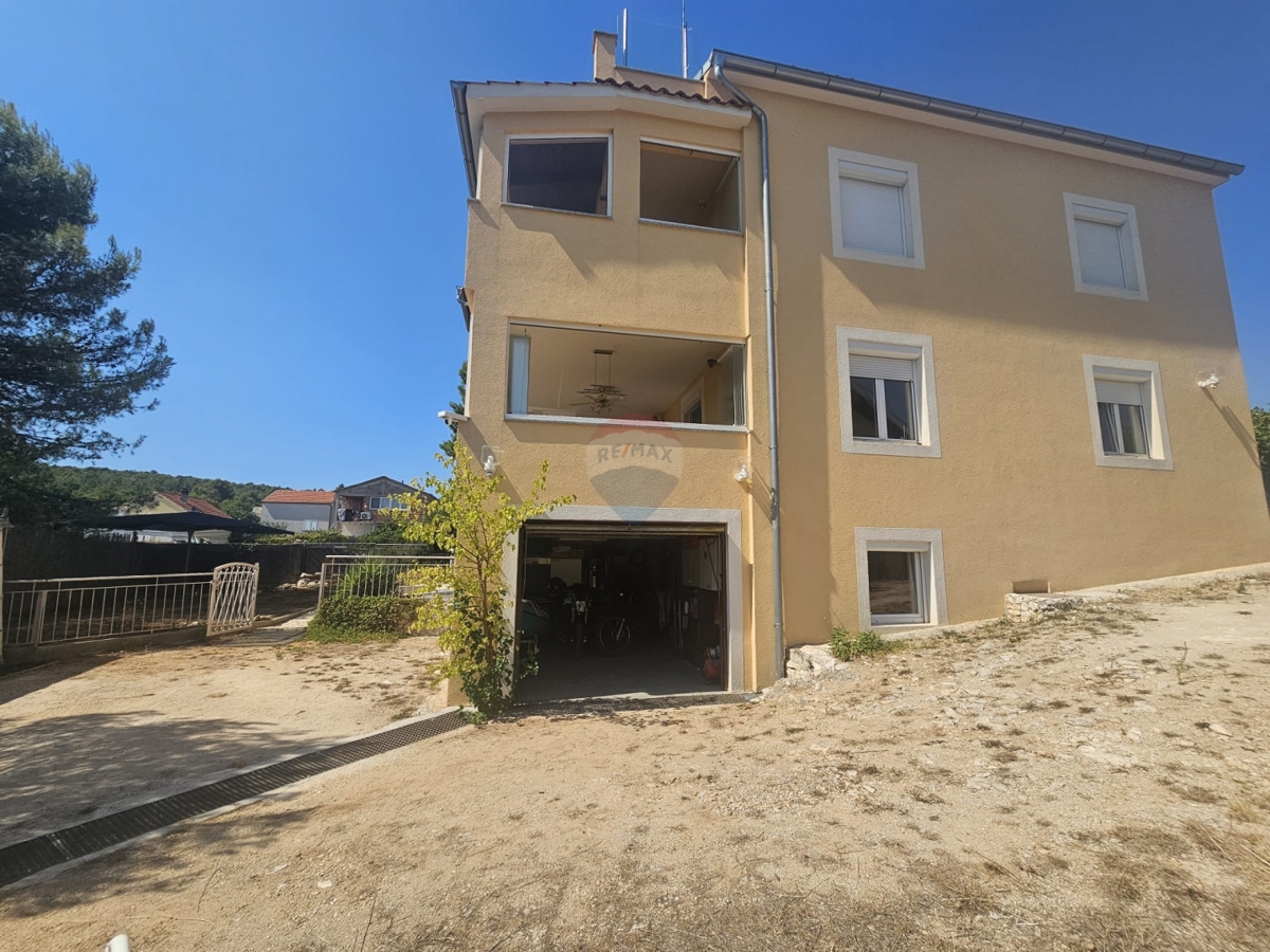 Casa Brodarica, Šibenik - Okolica, 314,31m2