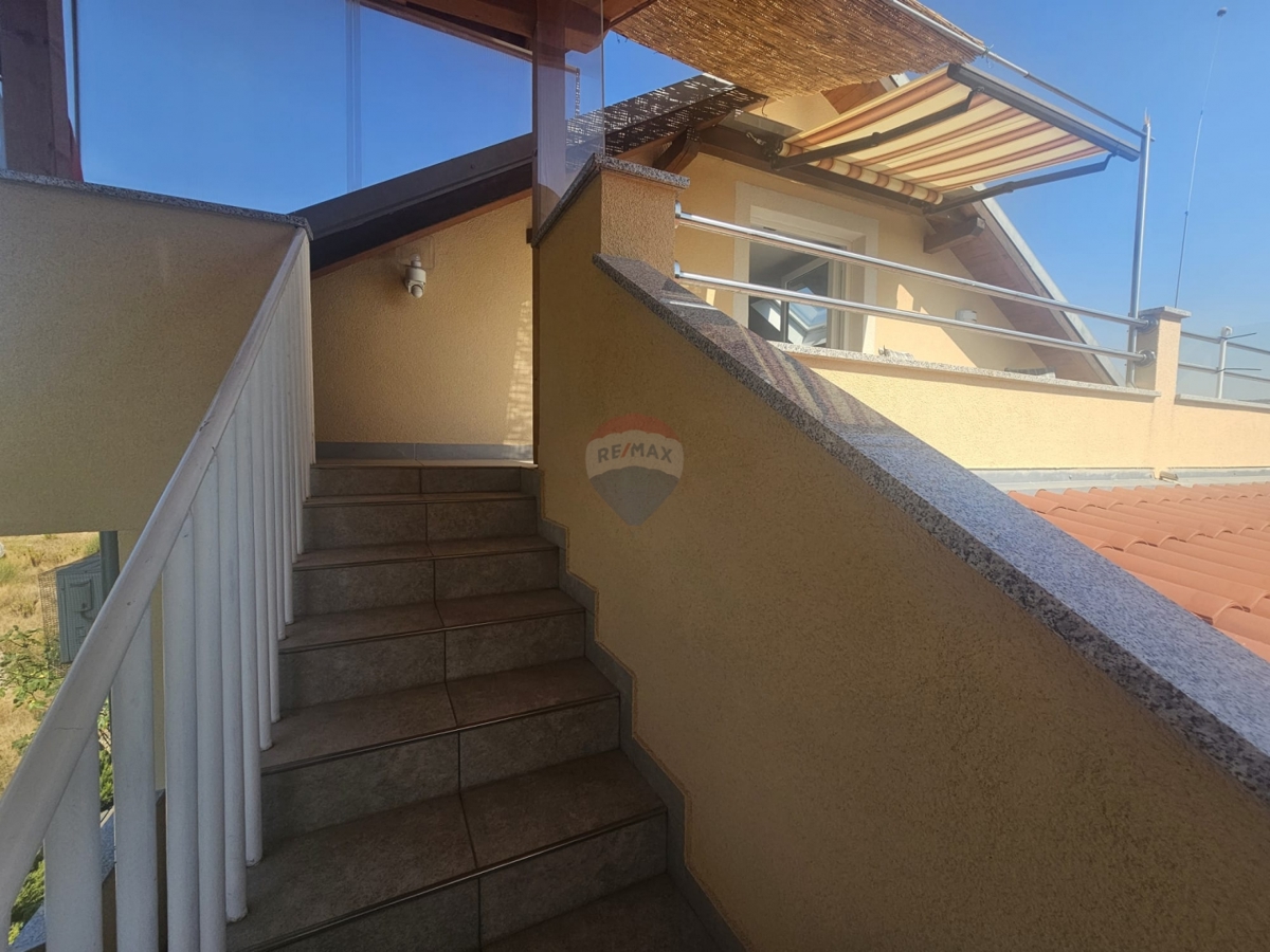 Casa Brodarica, Šibenik - Okolica, 314,31m2