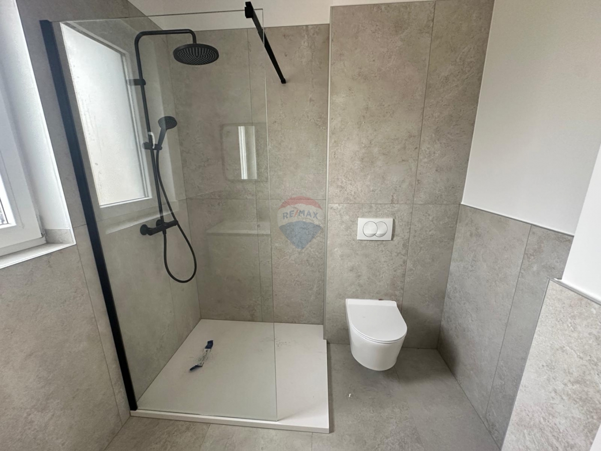 Appartamento Tribunj, 95,55m2