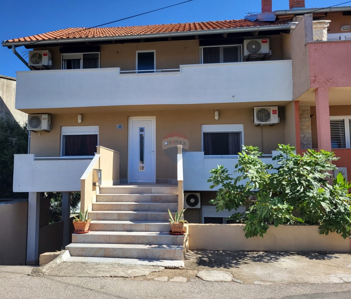 Casa Vodice, 244m2