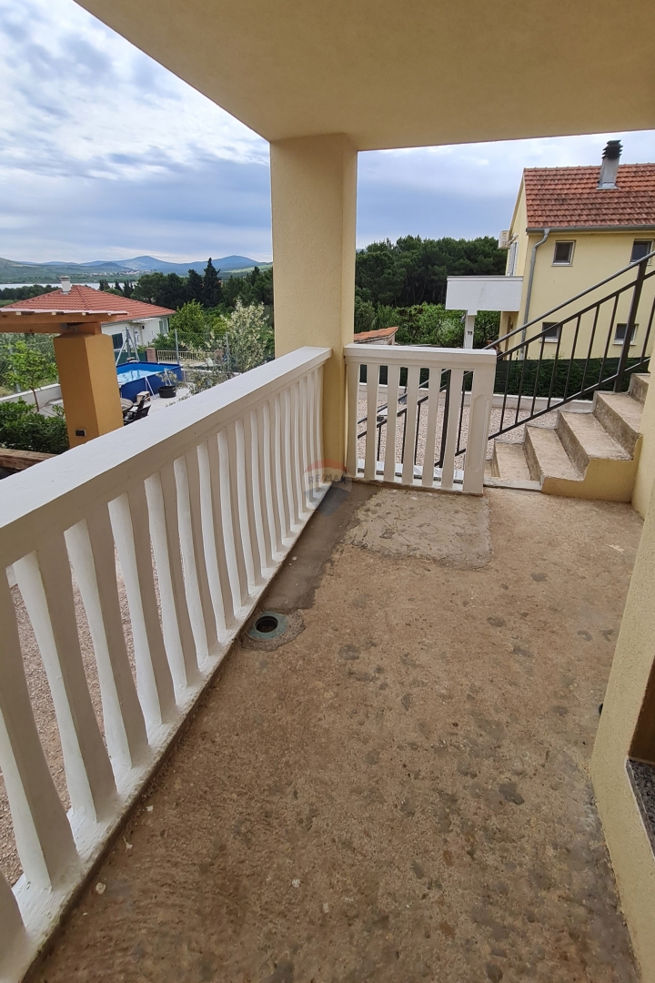 Casa Brodarica, Šibenik - Okolica, 120m2