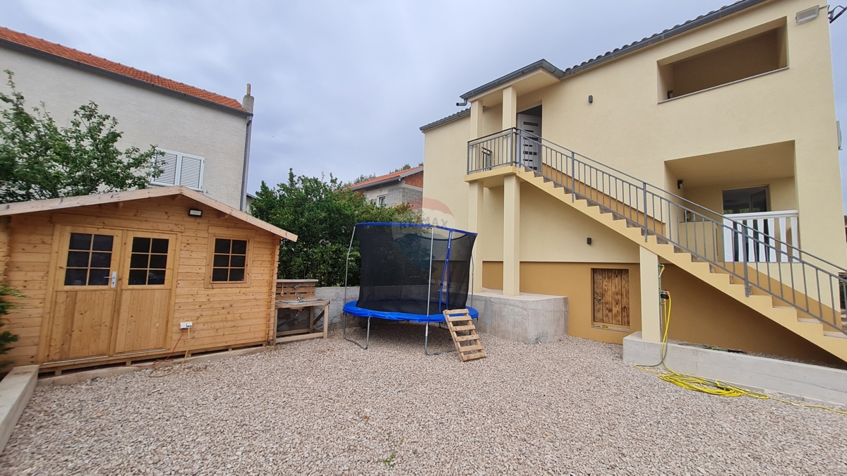 Casa Brodarica, Šibenik - Okolica, 120m2