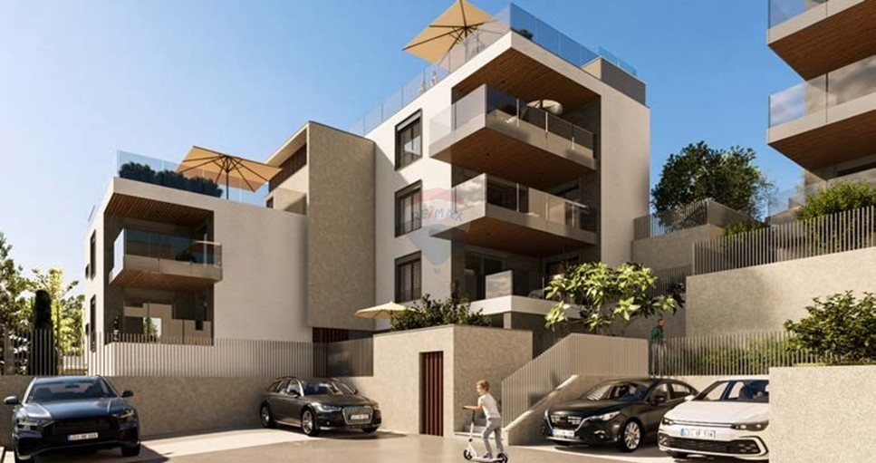 Lussuoso appartamento con 2 camere da letto con piscina e vista mare (A1) – Primošten