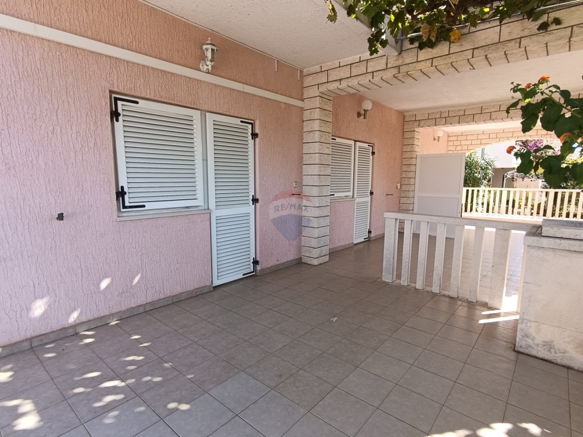 Casa Brodarica, Šibenik - Okolica, 340m2