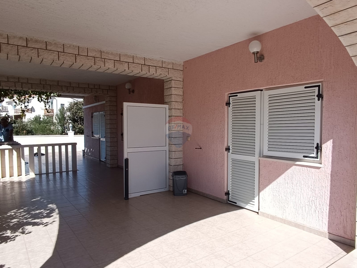 Casa Brodarica, Šibenik - Okolica, 340m2