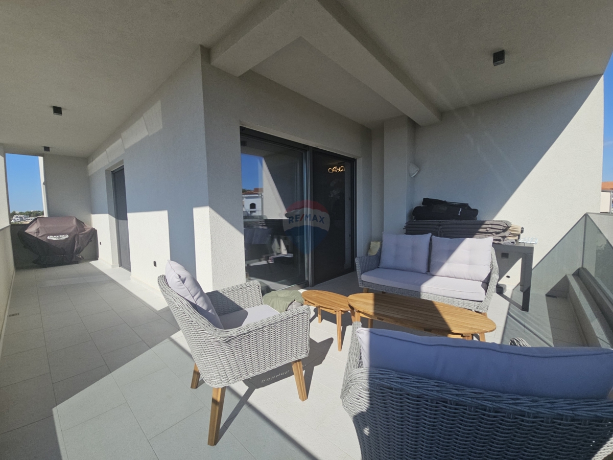 Appartamento Brodarica, Šibenik - Okolica, 135,28m2