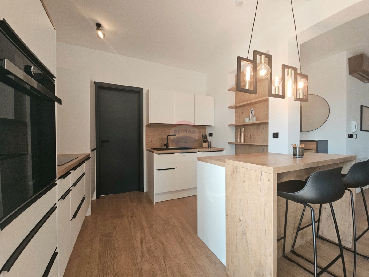 Appartamento Brodarica, Šibenik - Okolica, 135,28m2