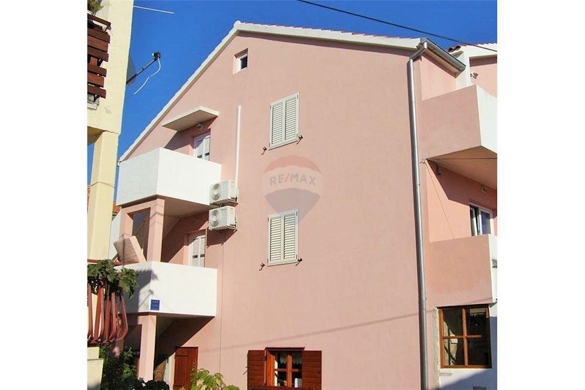 Casa Prvić Luka, Vodice, 271m2