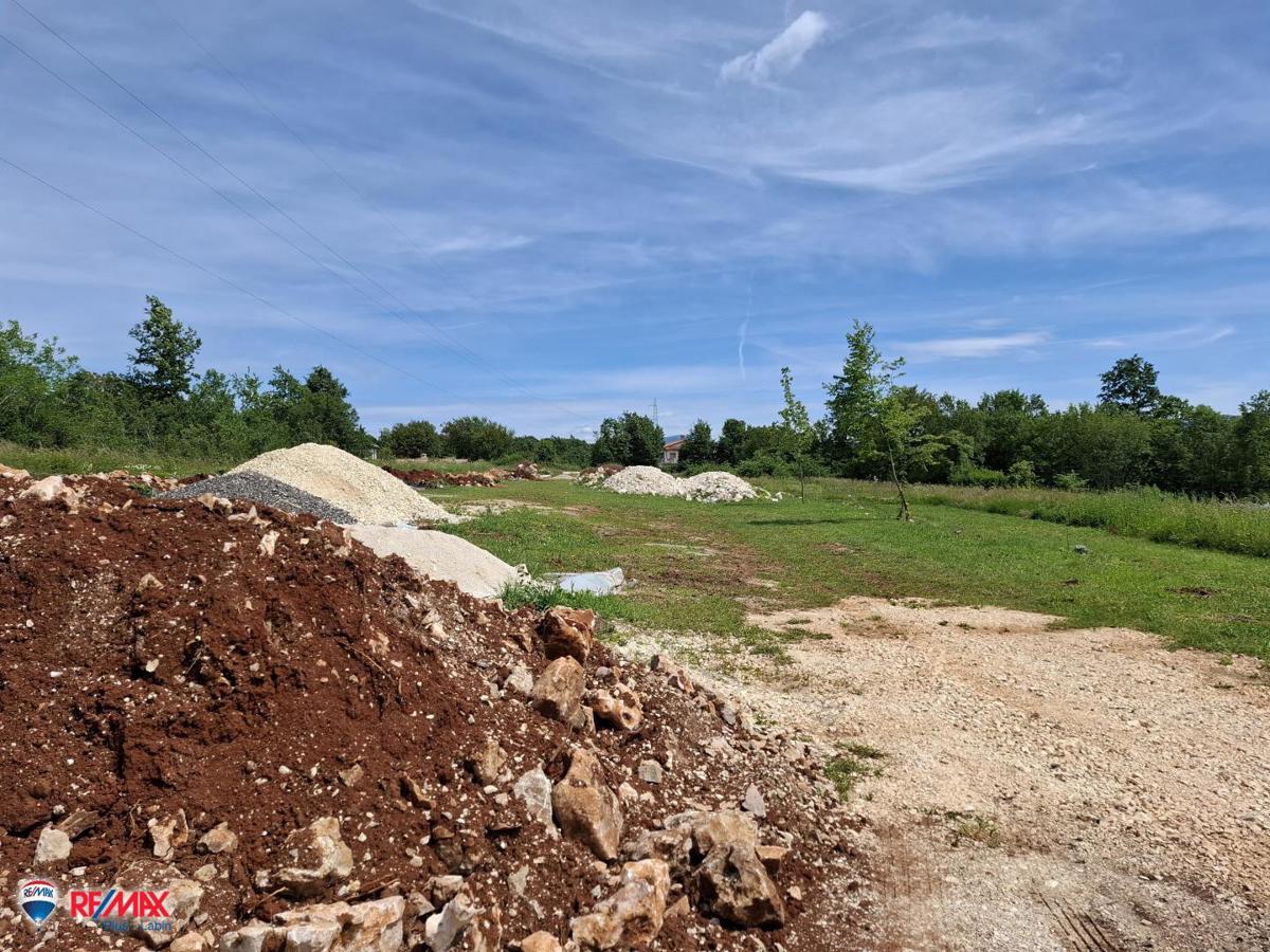 Cantiere Labin, 901m2