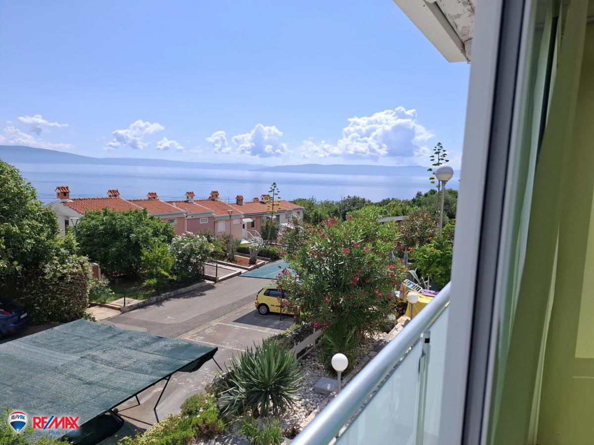 Casa Ravni, Raša, 77m2