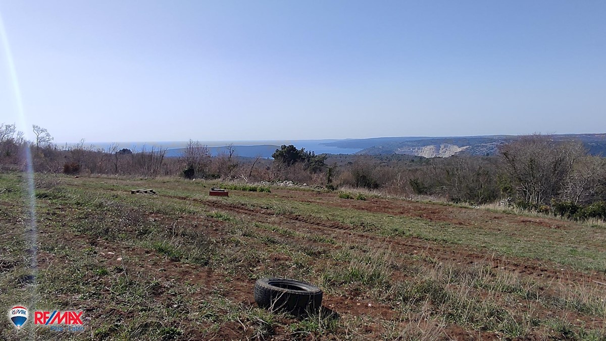 Terreni agricoli Stanišovi, Raša, 3.100m2