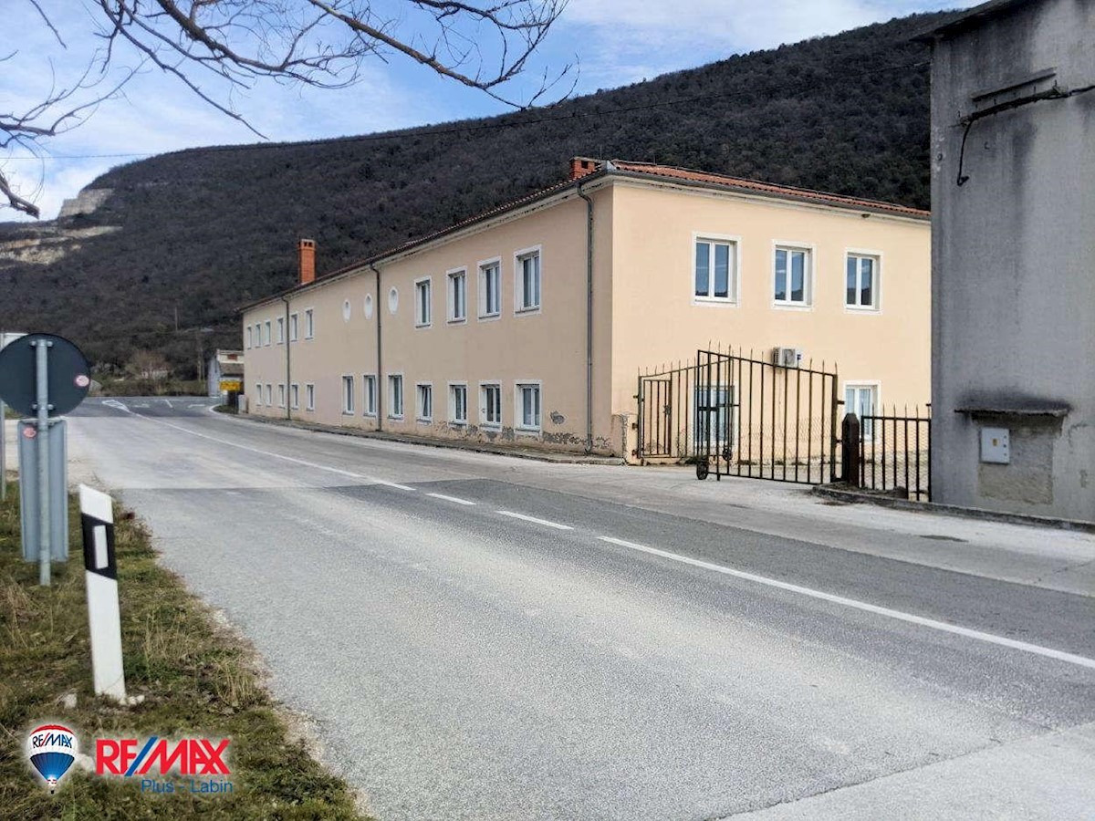 Commerciale Labin, 3.700m2