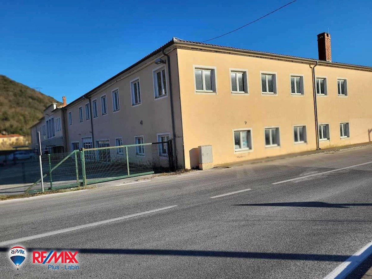 Commerciale Labin, 3.700m2