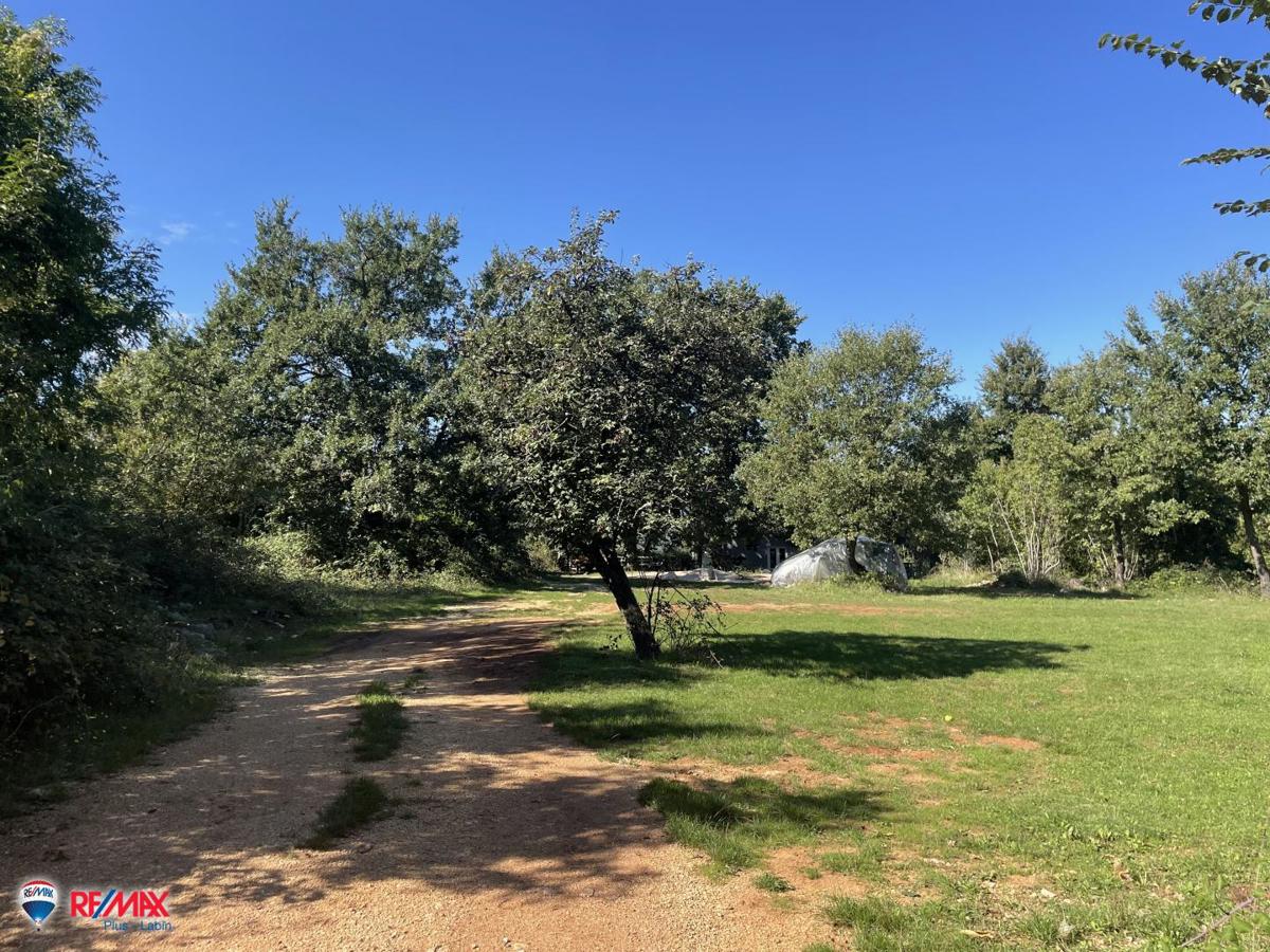 Cantiere Labin, 930m2