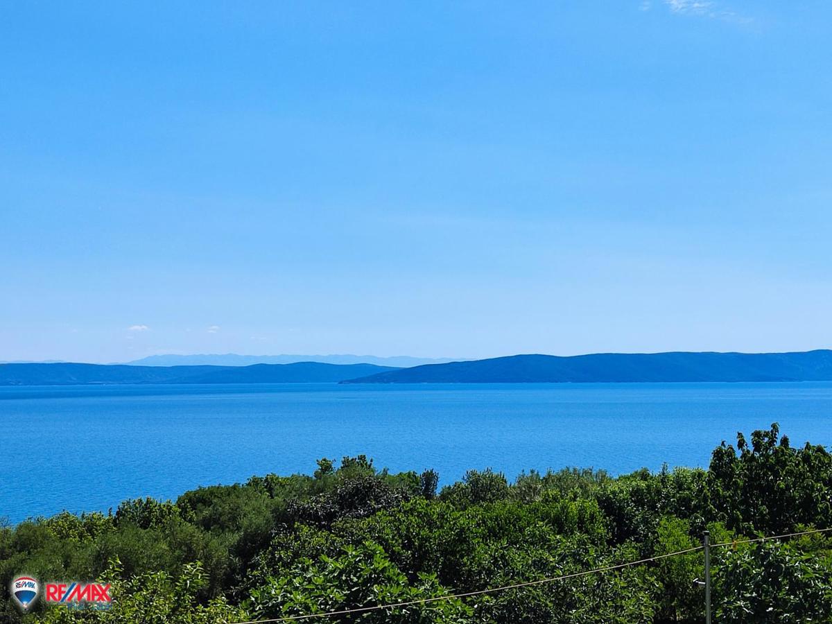 Cantiere Labin, 860m2