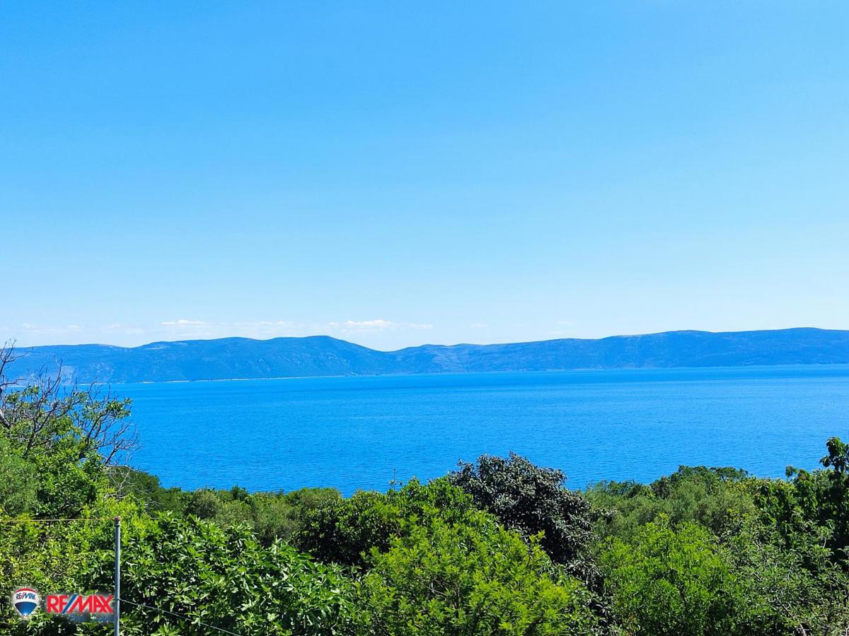 Cantiere Labin, 860m2