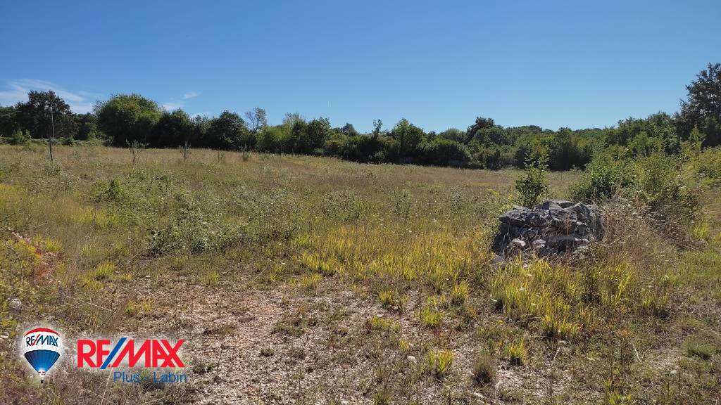 Cantiere Jurići, Žminj, 950m2