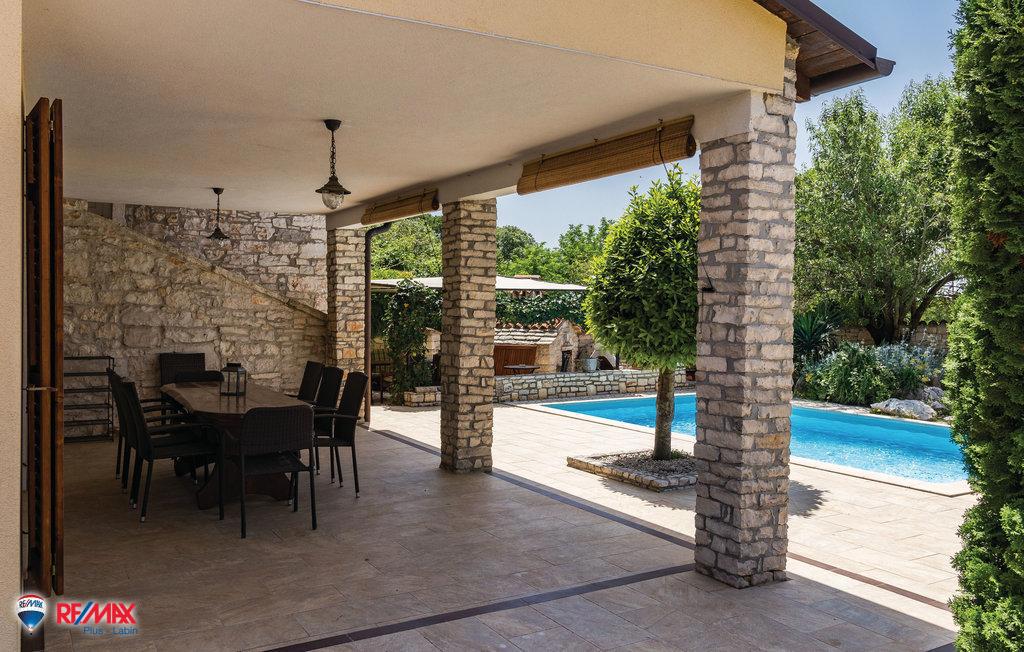 Casa Manjadvorci, Barban, 274,15m2