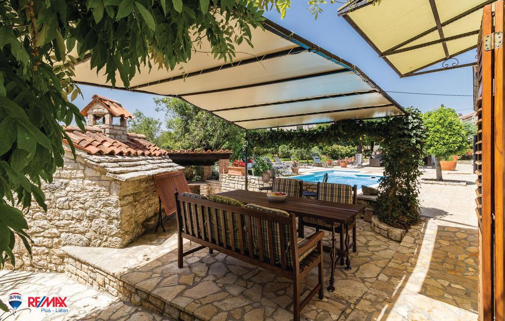 Casa Manjadvorci, Barban, 274,15m2