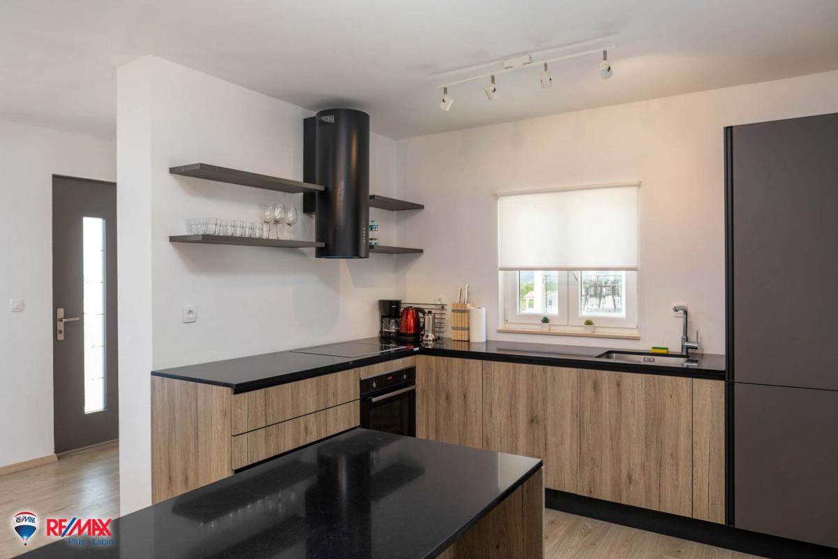 Villa Sveti Lovreč Labinski, Raša, 170m2