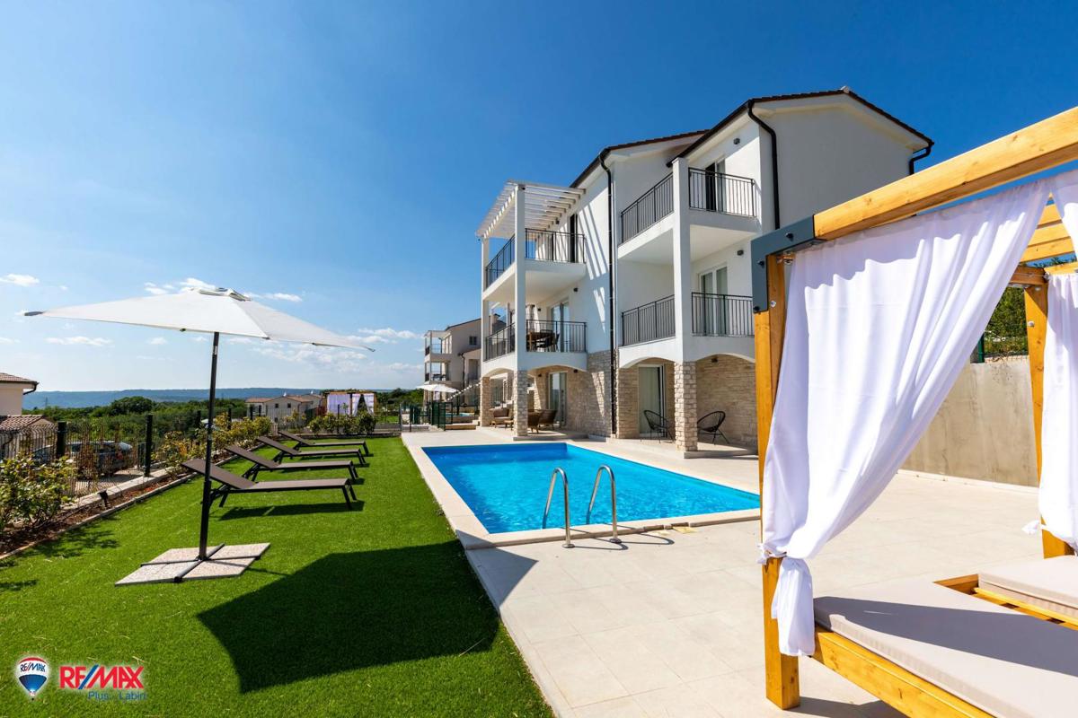 Villa Sveti Lovreč Labinski, Raša, 170m2