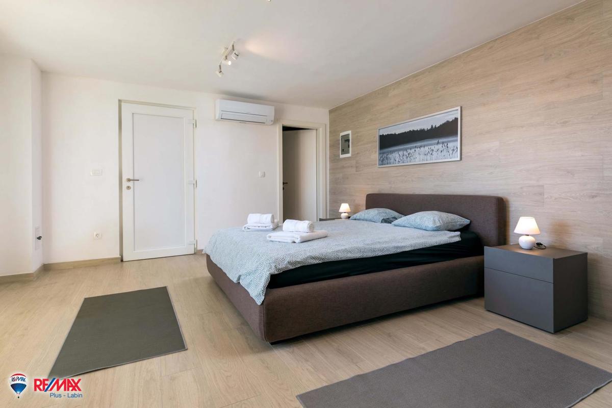 Villa Sveti Lovreč Labinski, Raša, 170m2