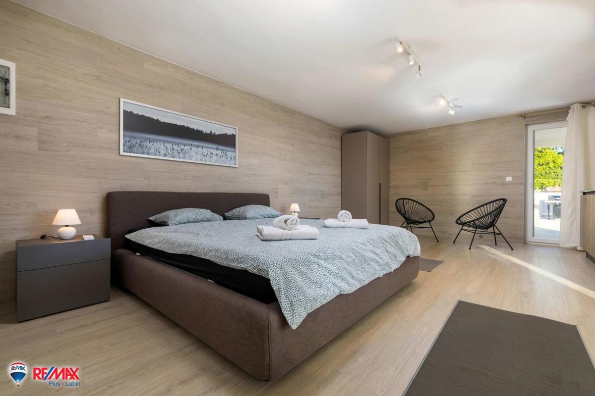 Villa Sveti Lovreč Labinski, Raša, 170m2