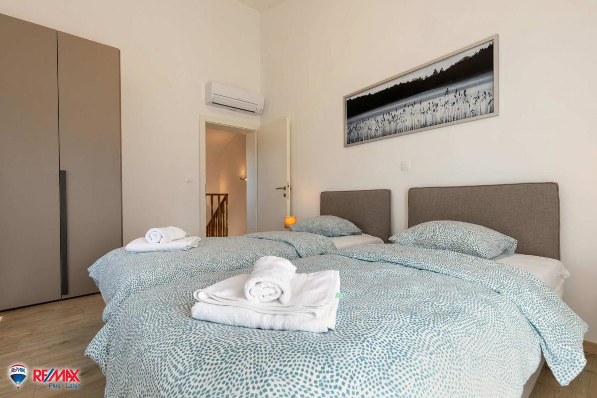 Villa Sveti Lovreč Labinski, Raša, 170m2