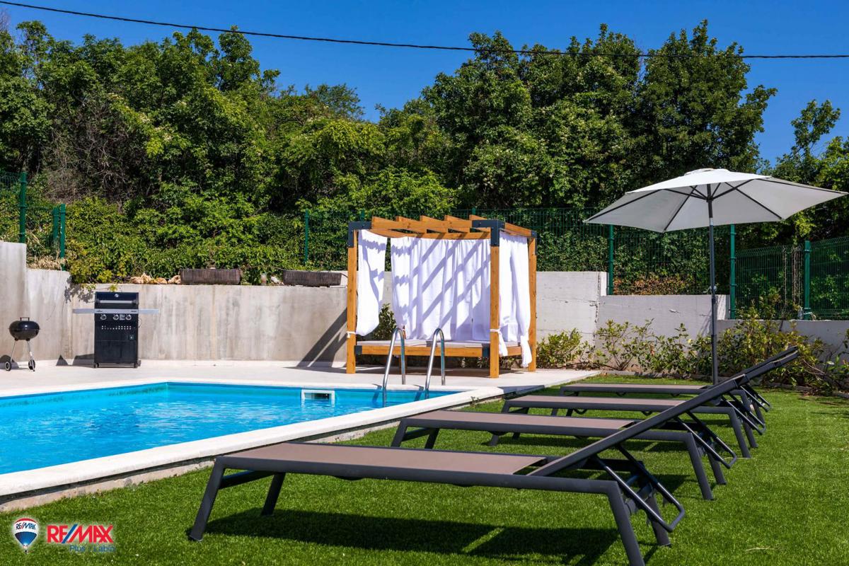 Villa Sveti Lovreč Labinski, Raša, 170m2