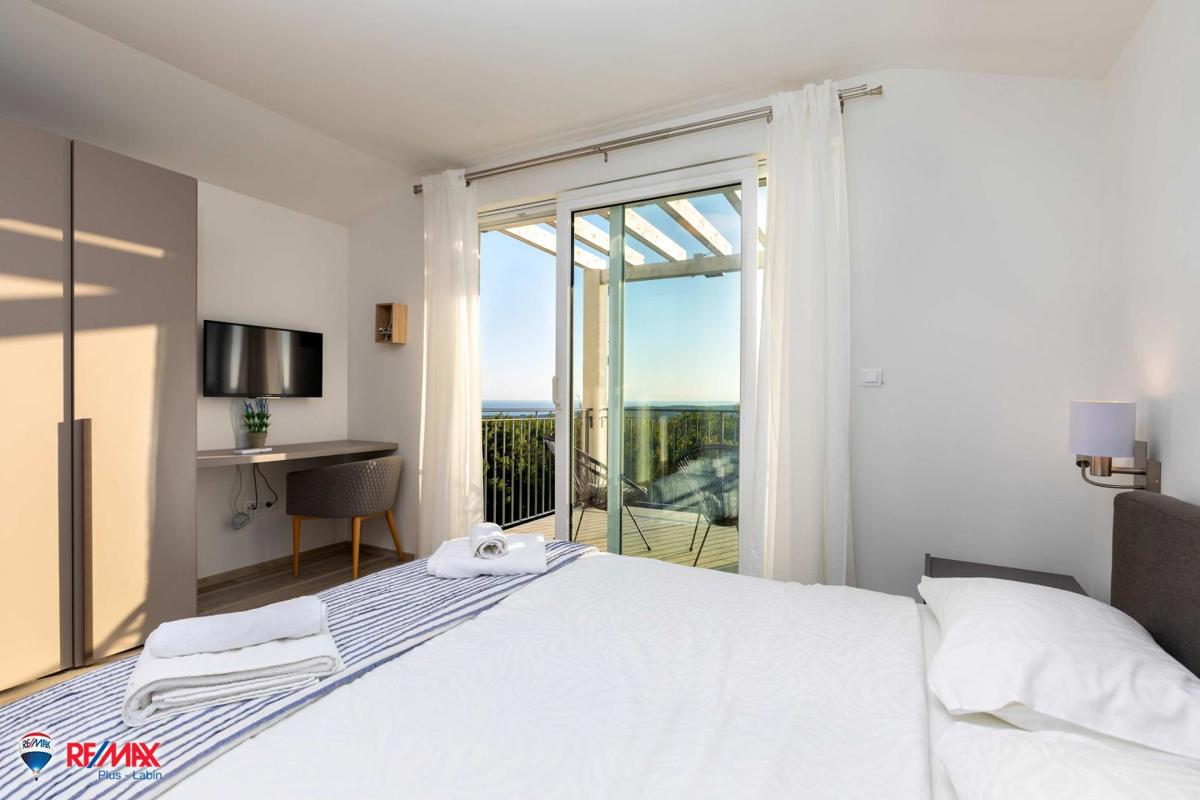 Villa Sveti Lovreč Labinski, Raša, 120m2