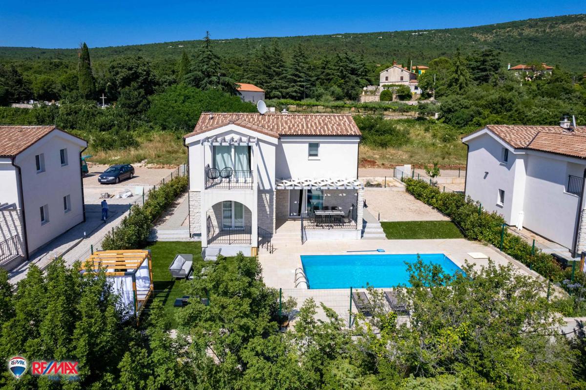 Villa Sveti Lovreč Labinski, Raša, 120m2