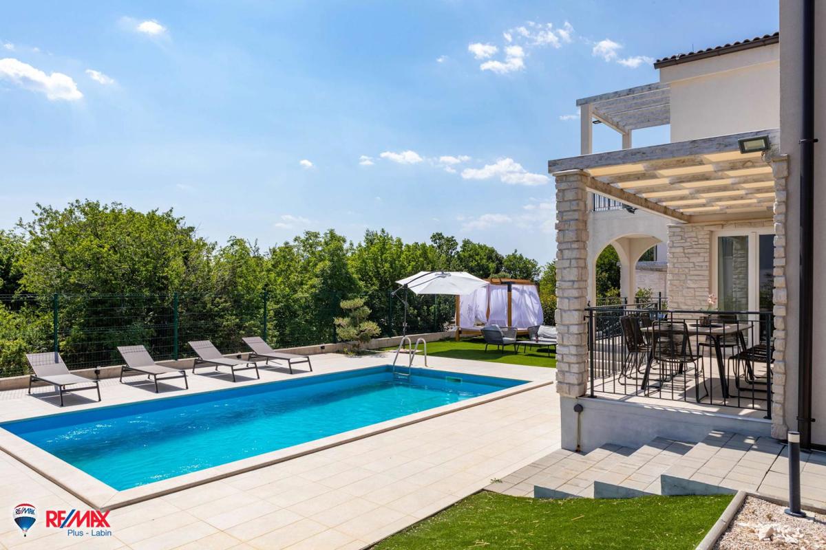 Villa Sveti Lovreč Labinski, Raša, 120m2