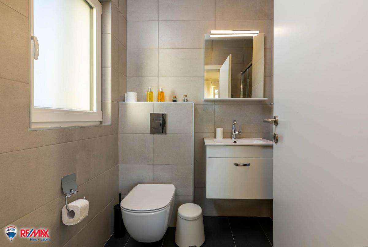 Villa Sveti Lovreč Labinski, Raša, 120m2