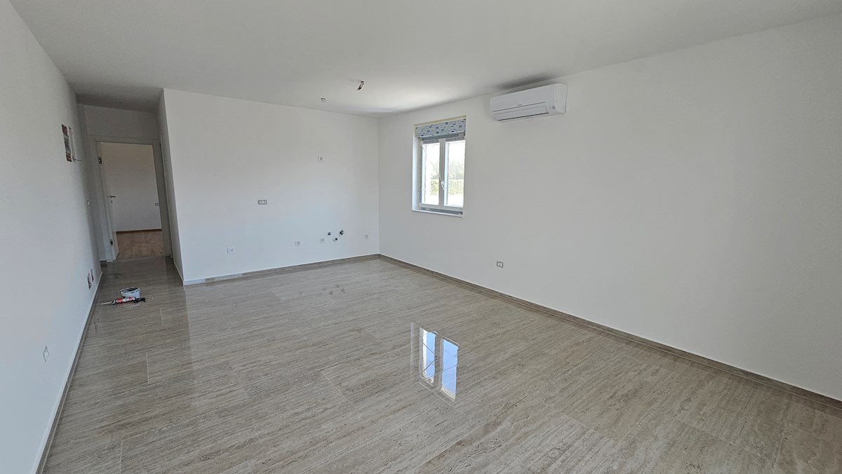 Immobili Istria, vendo appartamento con vista mare, Novigrad-Cittanova