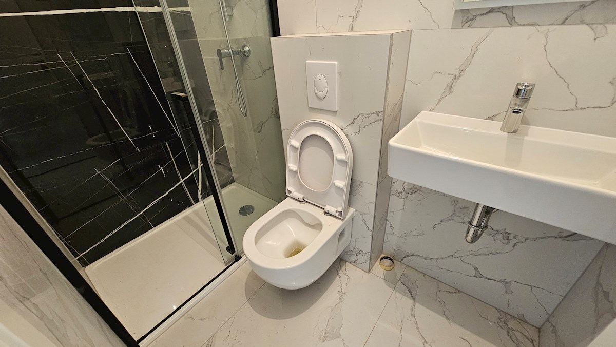 Immobili Istria, vendo appartamento con vista mare, Novigrad-Cittanova