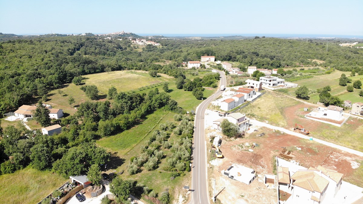 Immobiliare Istria, vendo terreno edificabile, dintorni Buje-Buie