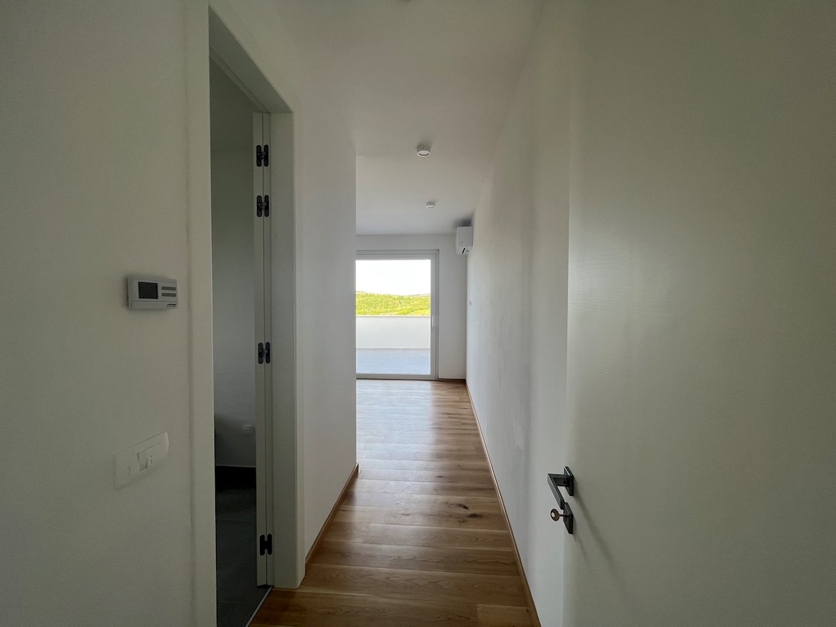 Immobili Istria, vendo villa moderna, dintorni Novigrad-Cittanova