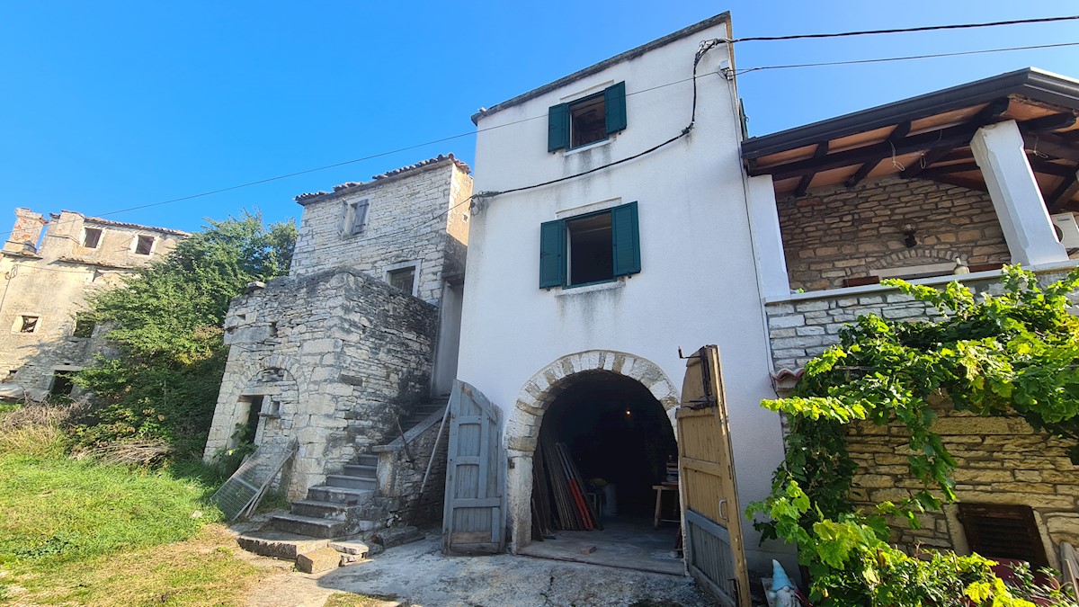 Immobili Istria, vendo vecchia casa Istriana, dintorni Buje-Buie